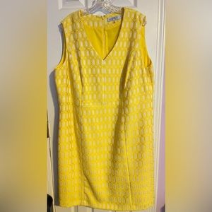 20W Yellow & White Kasper Dress